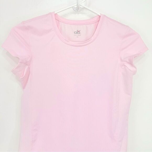 Alo Yoga CoolFit Light Pink Mesh Short Sleeve Stretch Performance Athetic Shirt - Picture 3 of 14